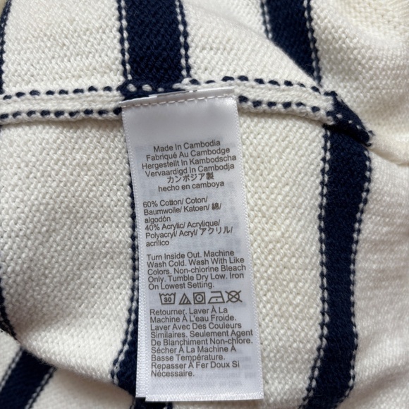 J. Crew Striped Button Down Sweater-Vest Blue/White Size M NWT - Picture 11 of 14